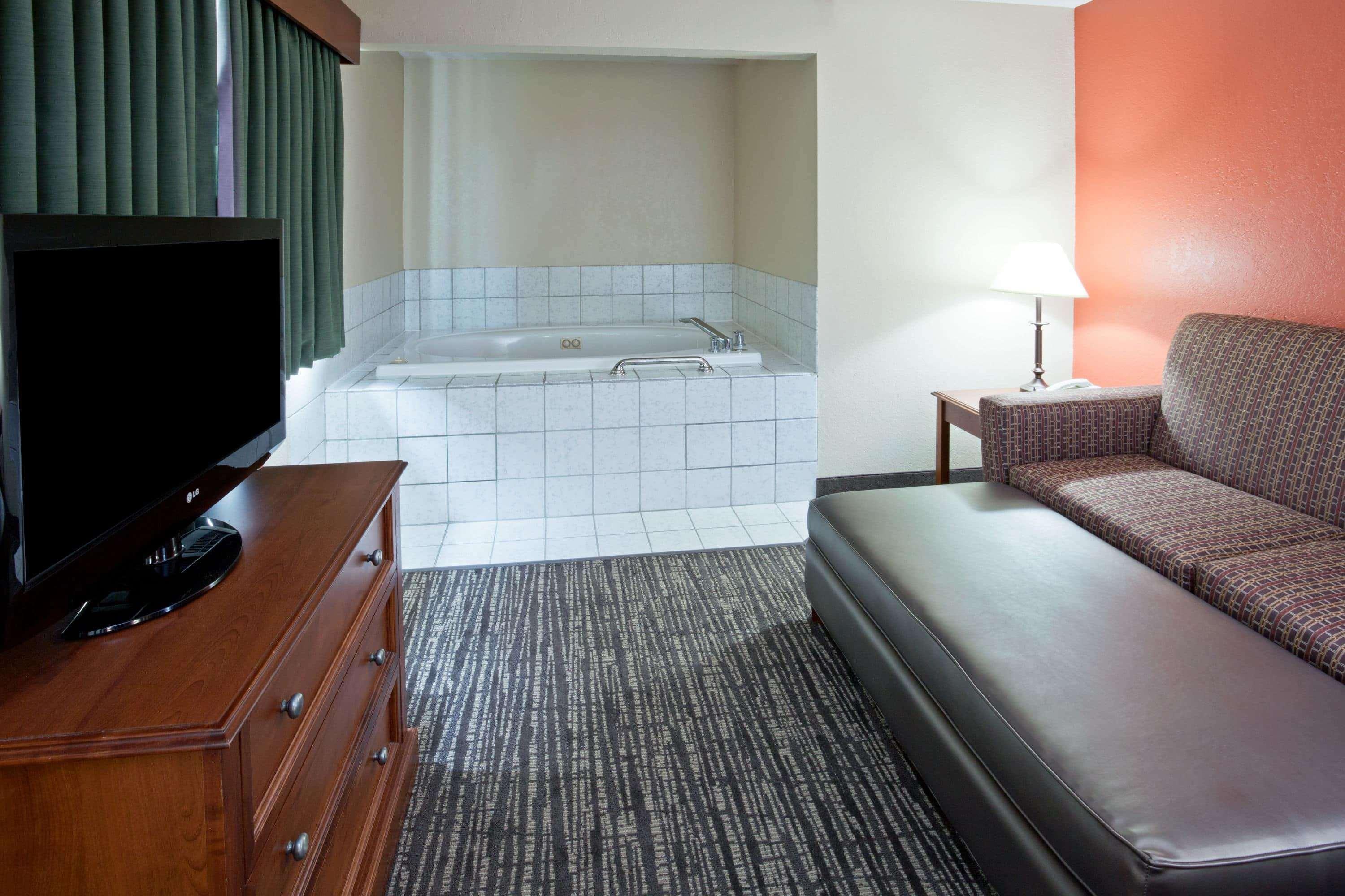 Americinn By Wyndham Alexandria Extérieur photo