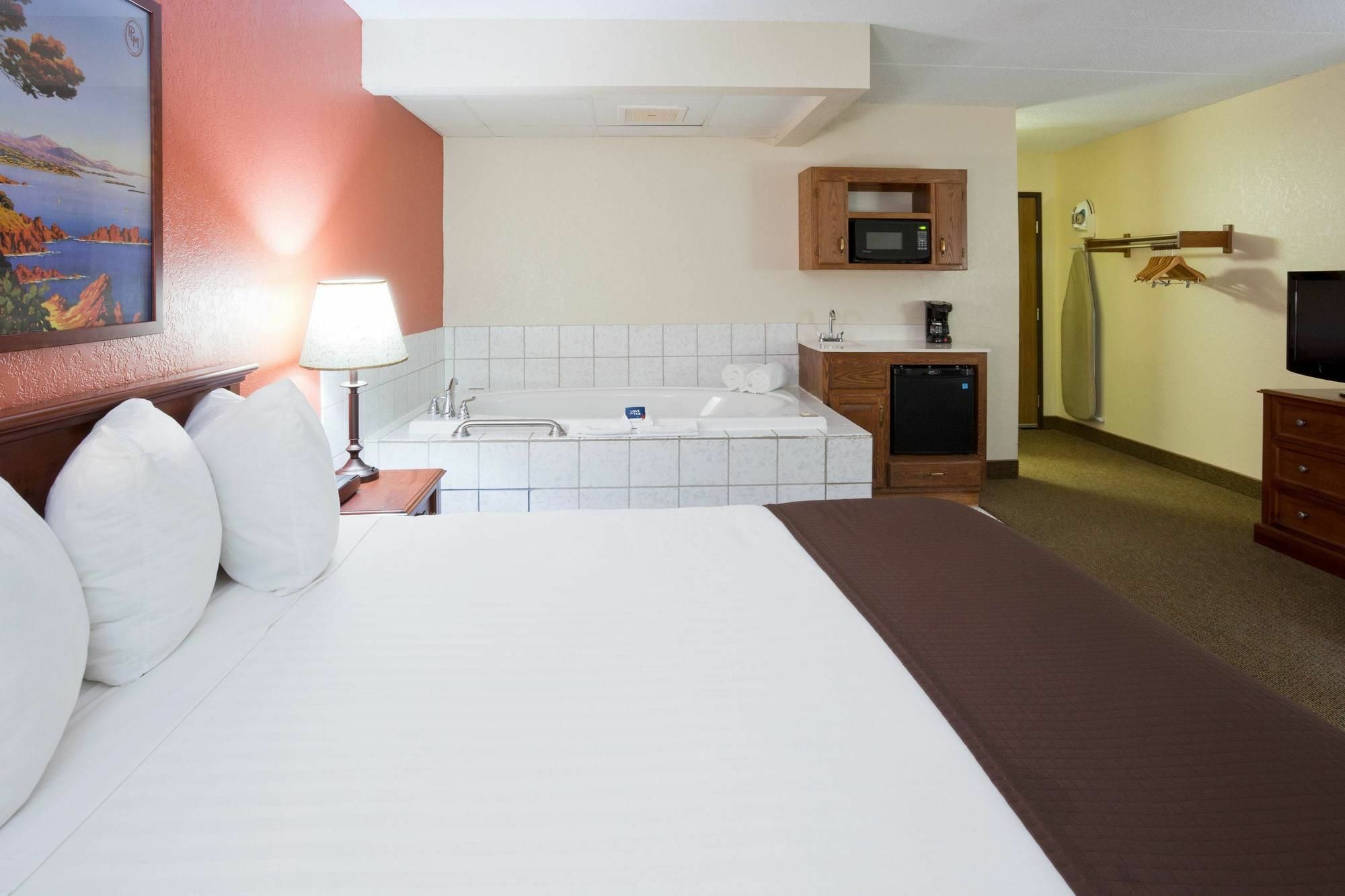 Americinn By Wyndham Alexandria Extérieur photo